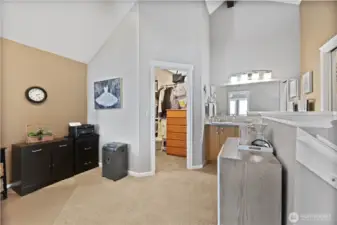 Walk-in closet