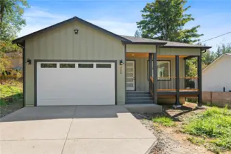 1498 sq ft home - 3 bedrooms & 1.75 bath.  Landscaping to be completed prior to Closing.