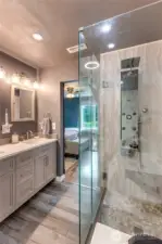 Gorgeous shower with multiple jets