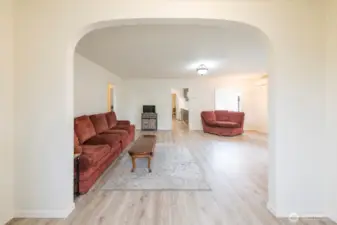 Arched entry into the living room.