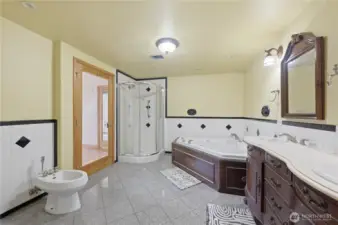 Primary bath
