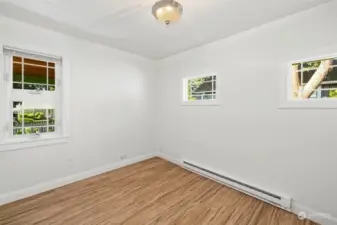 Front bedroom without staging