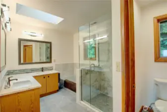 Primary bath