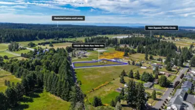 Easy commute to I-5, Lacey, and JBLM. Blue boundary lines are approximate. Buyer to verify to their own satisfaction.