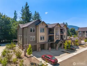Building E of Rivercrest community