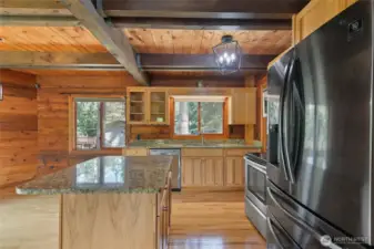 Kitchen, hickory cabinets