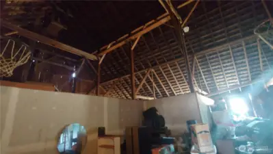 Huge barn with additional storage