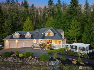 Welcome to Cougar Mtn, where every sunset fills the home with a warm glow!