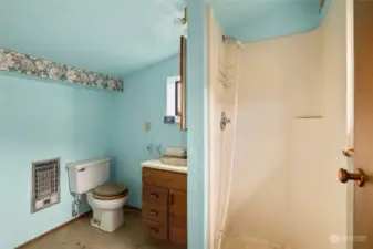 Upstairs Bathroom