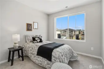 2nd bedroom