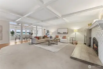 Huge living room w/ tall ceilings