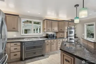 Beautifully updated kitchen