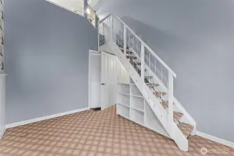 Bedroom 3 w/ loft area