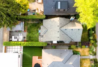 Potential for DADU off alley.