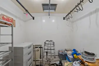 Walk in cooler in shop