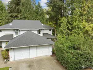 Welcome to 13724 NE 87th St in Redmond.