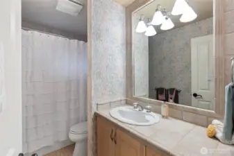 2nd full bath on 2nd floor