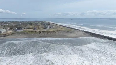 THE CONDO IS IN THE BACKGROUNS SHOWING THE JETTY PARK AND THE PACIFIC OCEAN!