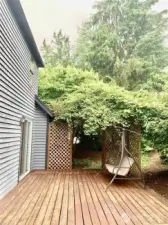 Wraparound Deck