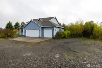 Parking on the side of the House