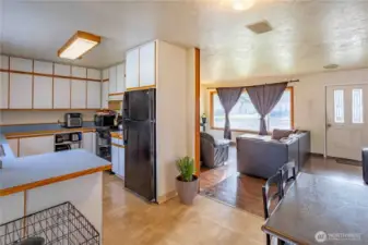 Kithchen to Living Room