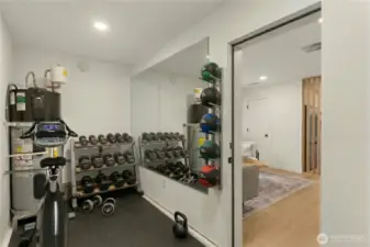 This photo is digitally staged to give an example of use