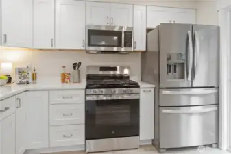 Check out the gas range and all new appliances!