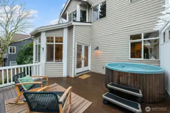 Deck off dining room