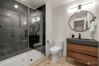 Bathroom - Lower