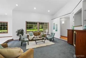 Vaulted ceilings give lots of glorious light & spaciousness!