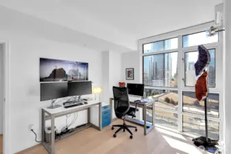 Second bedroom, currently being used as office space.