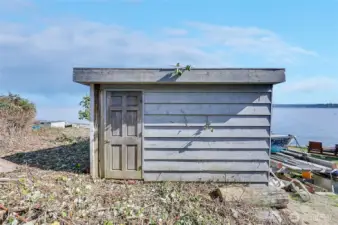 Access to the boathouse.