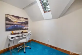 Great flex room off of primary bedroom.