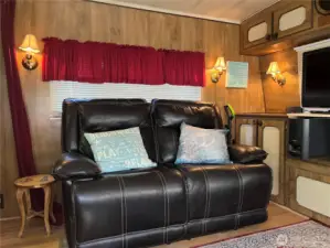 Leisure love seats also come with the trailer.