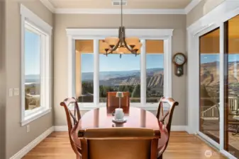 Breakfast nook, slider to covered patio on your right