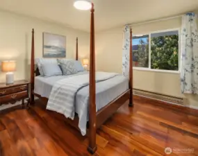 Upstairs Bedroom 1