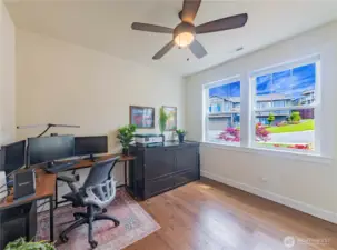 Main level flexible bedroom or office. There is a large closet!