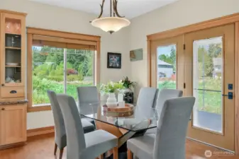 Entertain friends and family for the holidays