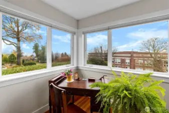 180 Degree view of the bay and mountains