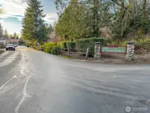 Entry to Kingston Meadows