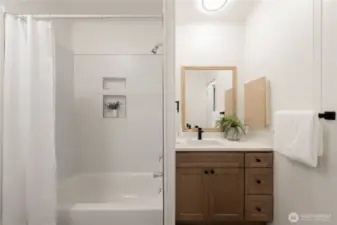 2nd Bedroom with Bathroom Access