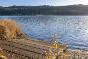 Another view of the Dellesta Park community boat launch.
