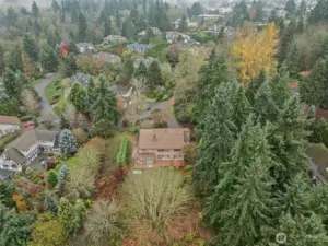 Neighborhood  6008 Indian Trail NE, Tacoma, WA 98422