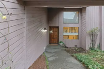 Front Porch  6008 Indian Trail NE, Tacoma, WA 98422