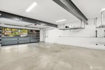 Extra long 4-car tandem garage!