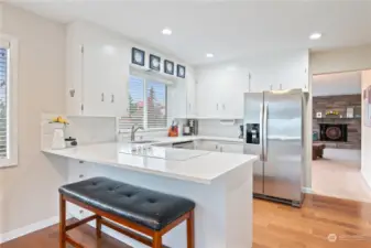 Clean and classy Kitchen w/ flattop stove