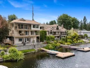 Wonderful Lakefront Home - enjoy all that waterfront life has to offer.