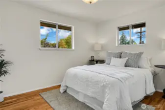 Main floor bed 2