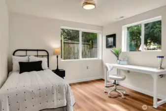 Lower bed 2