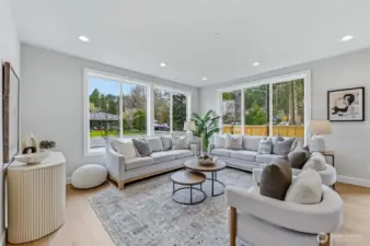 Plenty of room to decorate & entertain